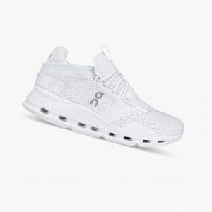 On Cloudnova Blancos | AXK379012